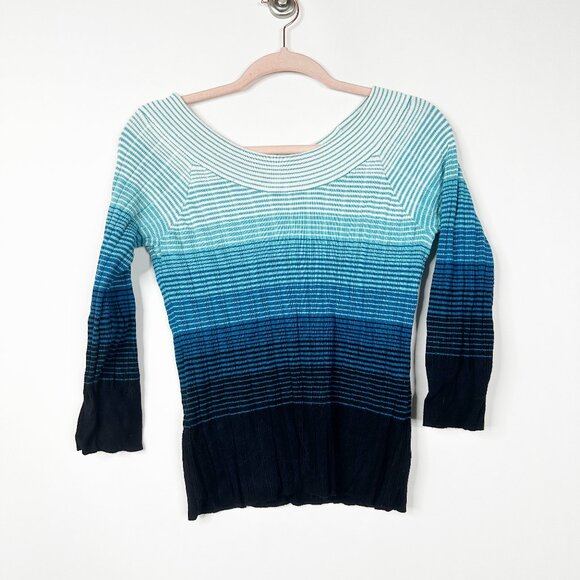 2/$30 White House Black Market Ombre Striped Sweater Small #A0119 - Picture 3 of 9